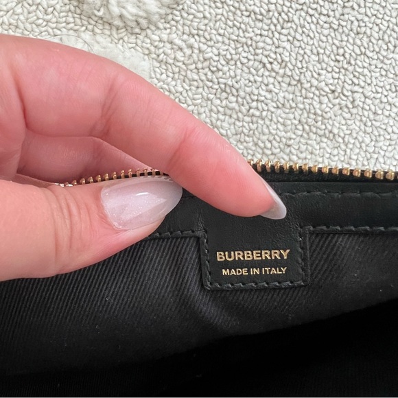 Burberry Check Shoulder Bag - Picture 6 of 8